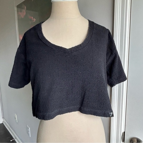 Gymshark Charcoal Gray Crop Top | Size S | Athletic Fit | Lightweight Stretch - Picture 1 of 7